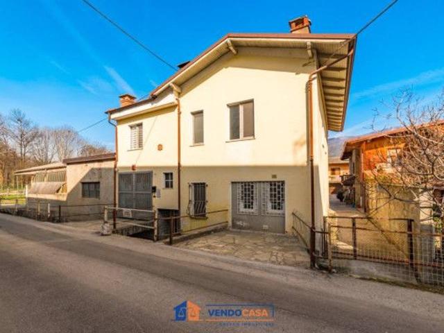 Villa in vendita a Dronero