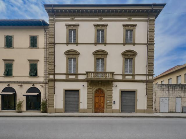 Villa in vendita a Empoli 1130 mq Rif: 1413247