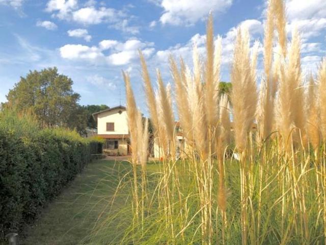 Villa in vendita a Empoli 330 mq Rif: 1016720