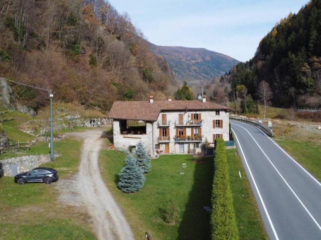 Villa in vendita a Edolo BS