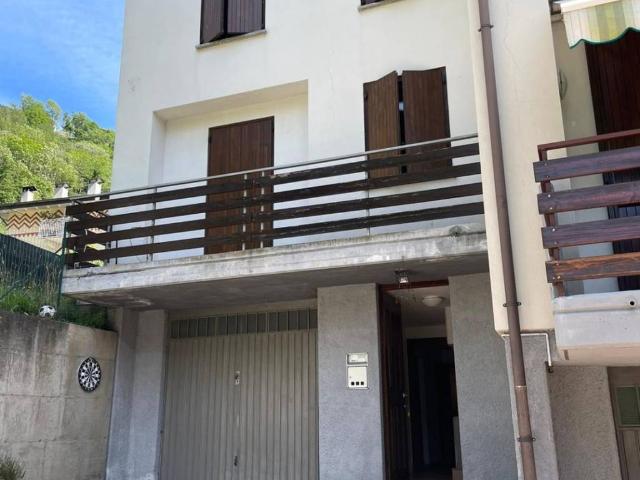Villa in vendita a Edolo BS