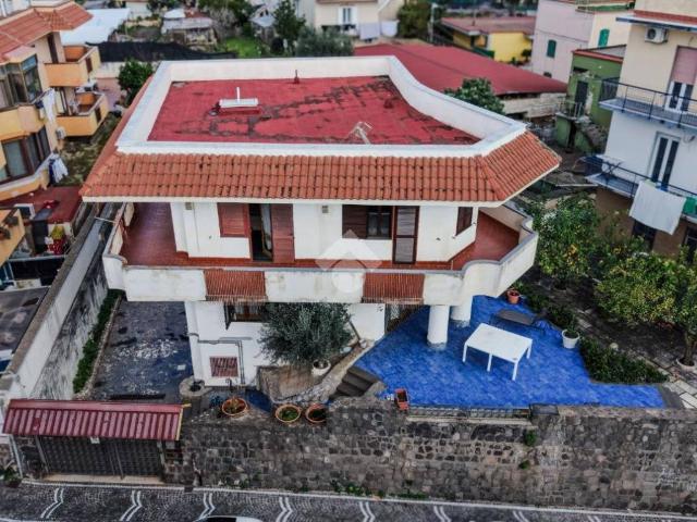 Villa in vendita a Ercolano NA