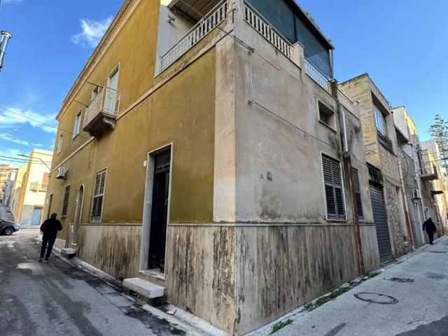 Casa indipendente in vendita a Erice TP