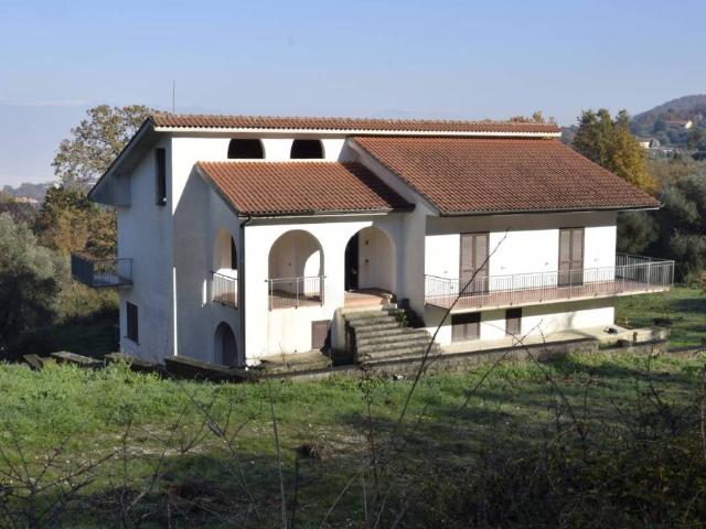 Villa in vendita a Esperia FR