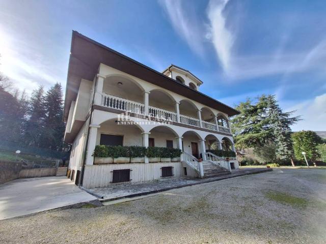 Villa in vendita a Folignano AP