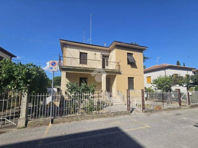 Villa in vendita a Foligno PG