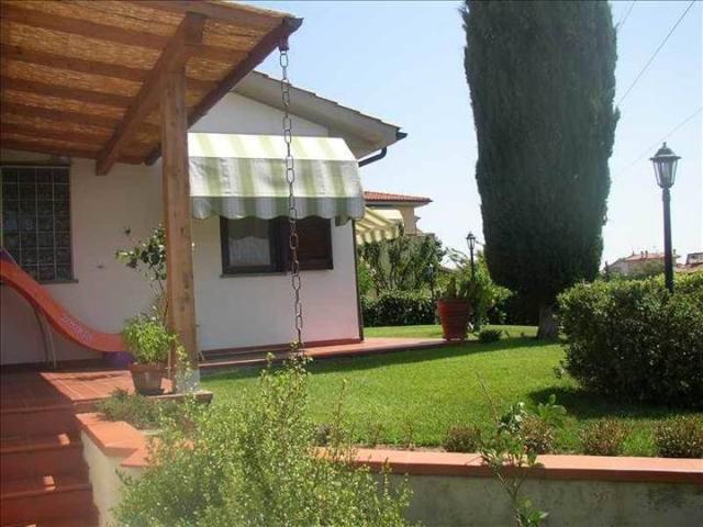 Villa in vendita a Follonica GR
