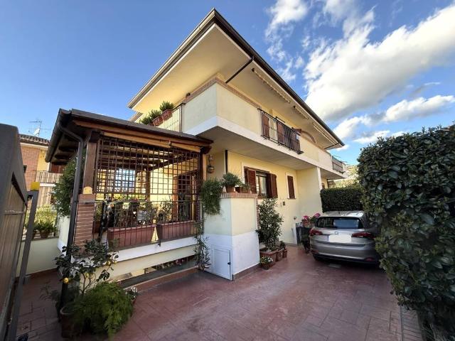 Villa in vendita a Fondi LT