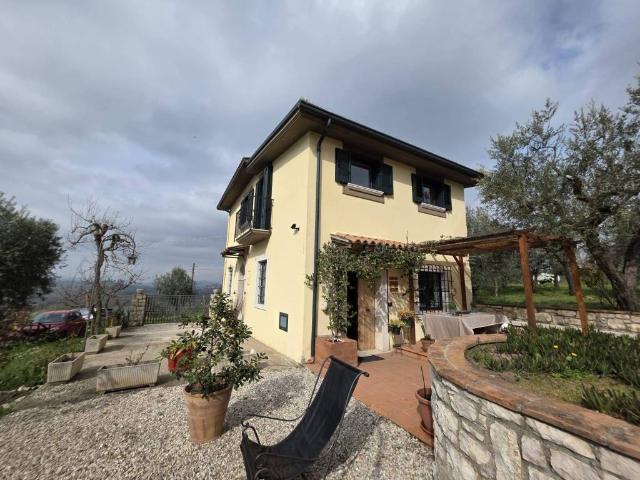 Villa in vendita a Fontanarosa AV