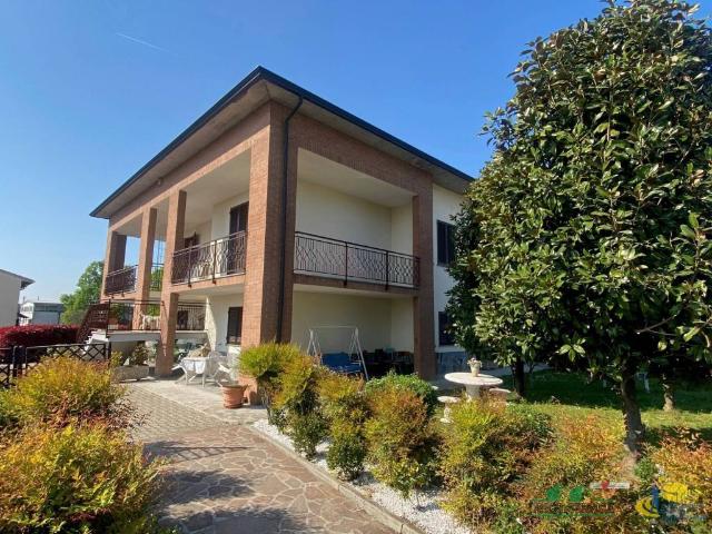 Villa in vendita a Fontanellato PR