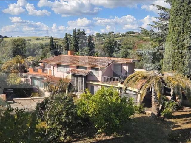 Villa in vendita a Fonte Nuova