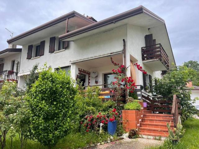 Villa in vendita a Forgaria nel Friuli UD