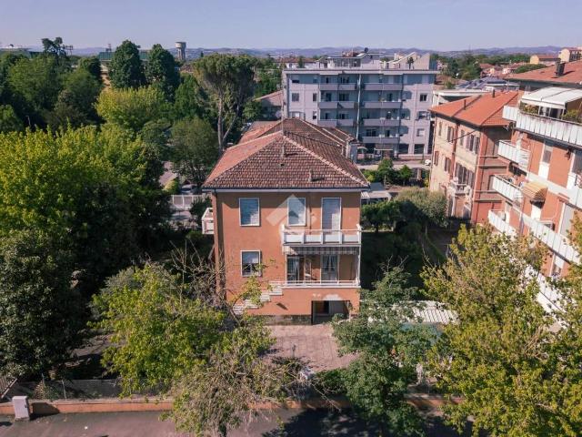 Villa in vendita a Forli'