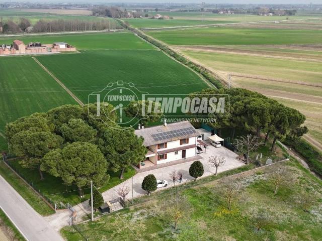 Villa in vendita a Forli'