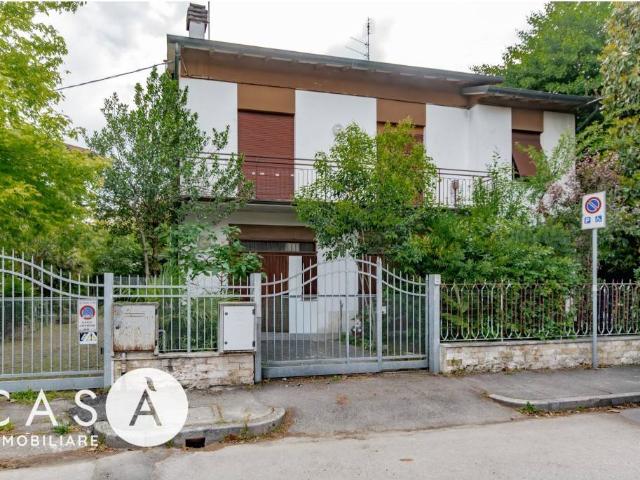 Villa in vendita a Forlì FC