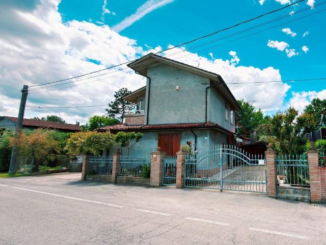 Villa in vendita a Forlì FC