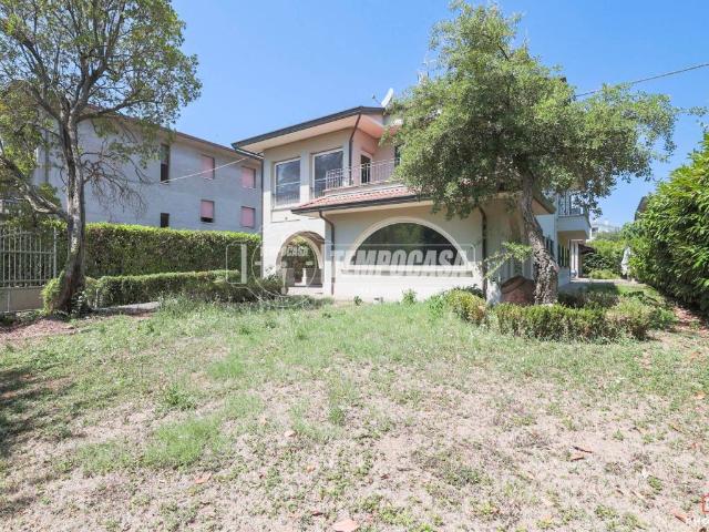 Villa in vendita a Forlì FC