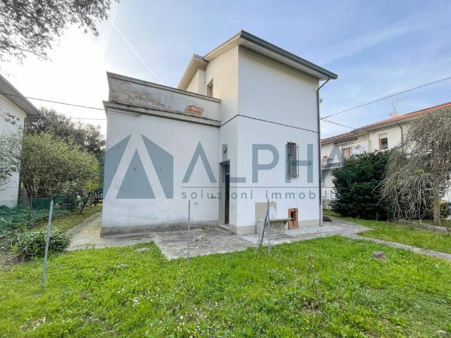 Villa in vendita a Forlì FC