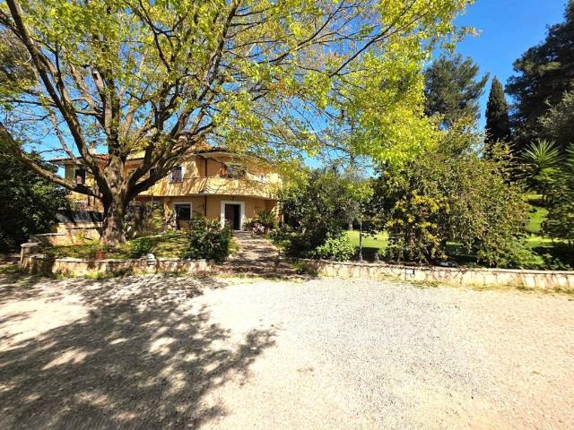 Villa in vendita a Formello RM