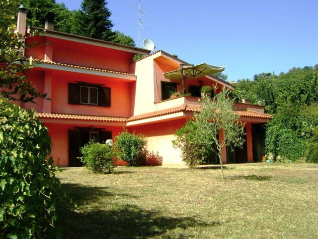 Villa in vendita a Formello RM