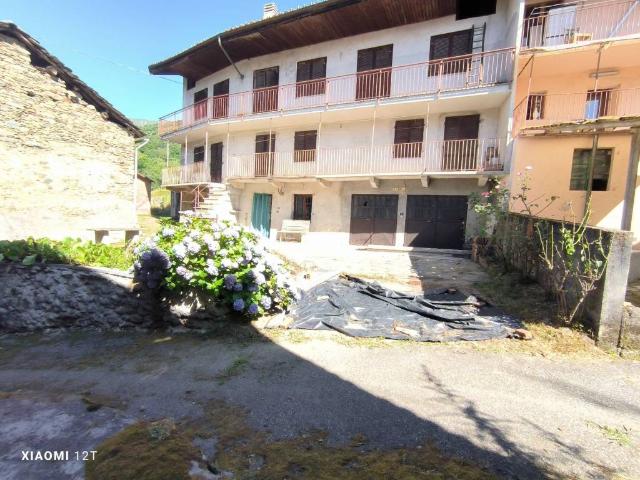 Villa in vendita a Forno Canavese TO