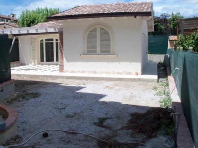 VILLA in VENDITA a FORTE DEI MARMI Forte dei Marmi di 3 vani