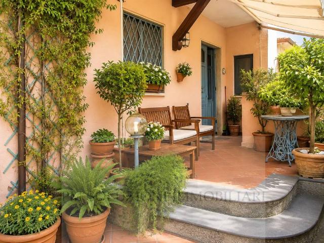 Villa in vendita a Forte dei Marmi LU