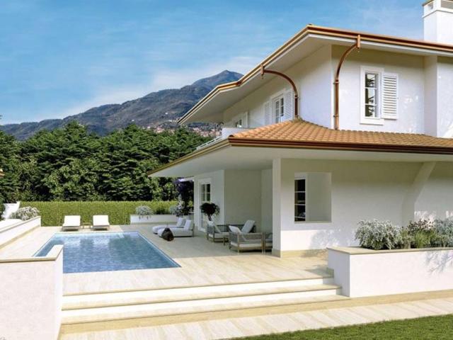 Villa in vendita a Forte dei Marmi LU