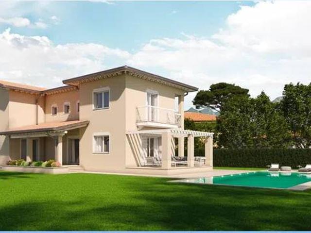 Villa in vendita a Forte dei Marmi LU