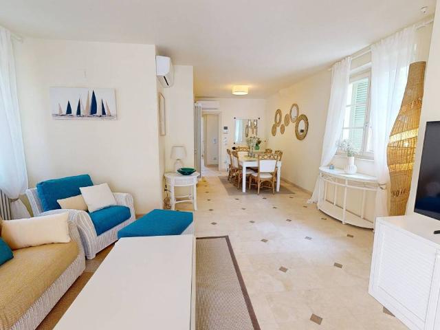 Villa in vendita a Forte dei Marmi LU
