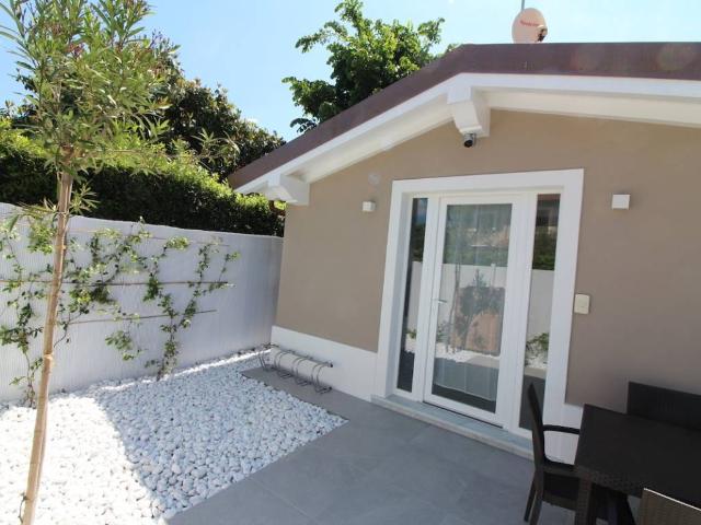 Villa in vendita a Forte dei Marmi LU