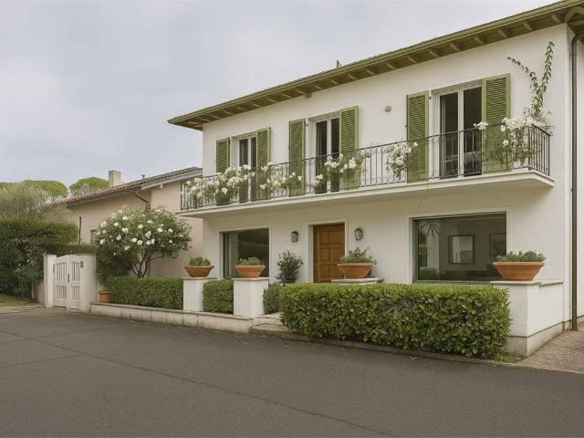 Villa in vendita a Forte dei Marmi LU