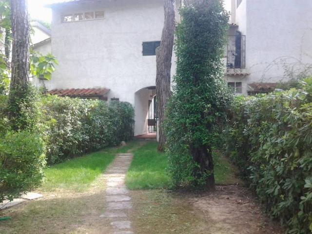 Villa in vendita a Forte dei Marmi LU