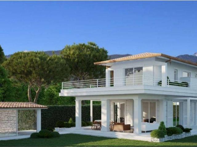 Villa in vendita a Forte dei Marmi LU