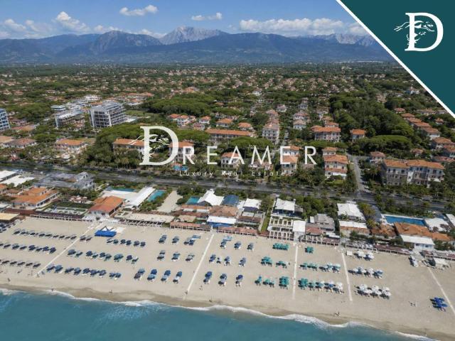 Villa in vendita a Forte dei Marmi LU