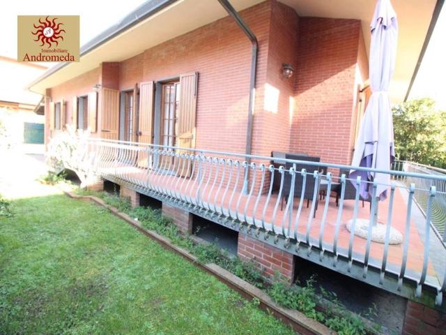Villa in vendita a Forte dei Marmi LU