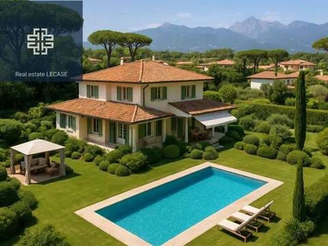 Villa in vendita a Forte dei Marmi LU