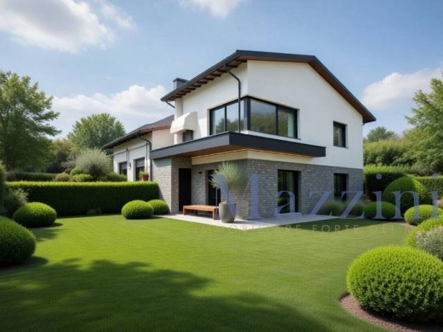 Villa in vendita a Forte dei Marmi LU