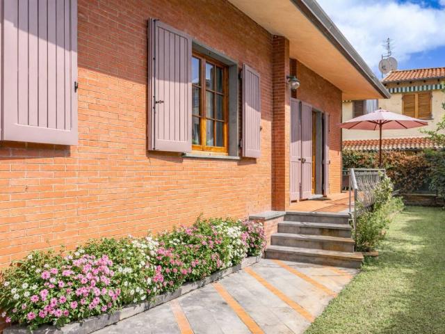 Villa in vendita a Forte dei Marmi LU