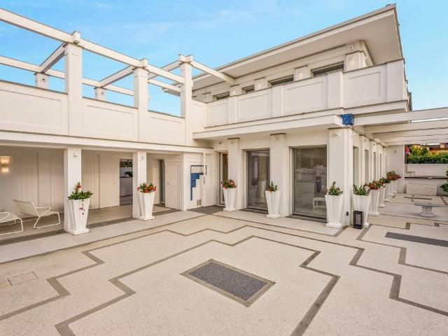 Villa in vendita a Forte dei Marmi LU