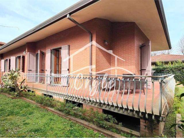 Villa in vendita a Forte dei Marmi LU