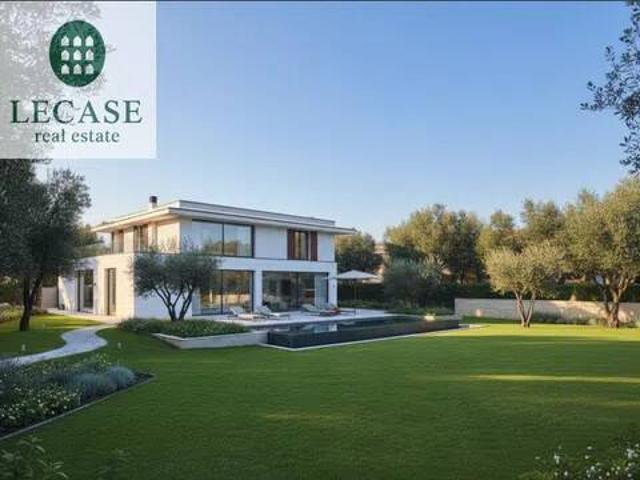 Villa in vendita a Forte dei Marmi LU