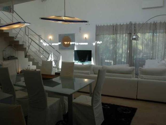 Villa in vendita a Forte dei Marmi LU