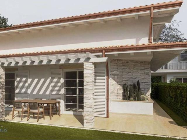 Villa in vendita a Forte dei Marmi LU