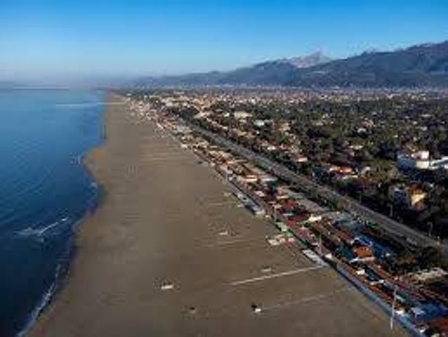 Villa in vendita a Forte dei Marmi LU