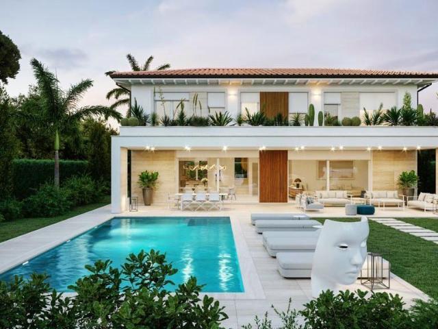 Villa in vendita a Forte Dei Marmi