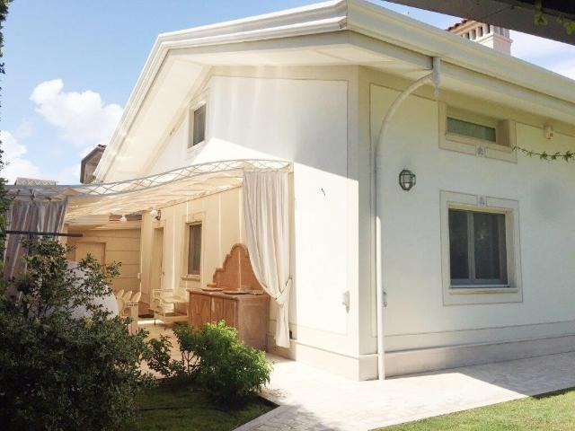 Villa in vendita a Forte dei Marmi