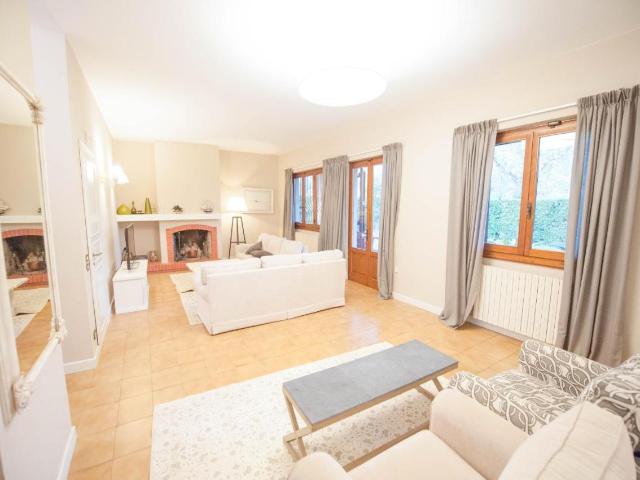 Villa in vendita a Forte Dei Marmi