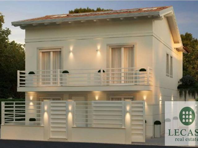 Villa in vendita a Forte Dei Marmi