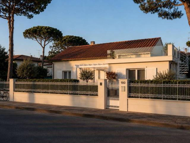 Villa in vendita a Forte Dei Marmi